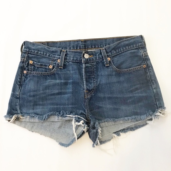 Levi's Pants - levi’s denim shorts size 27
